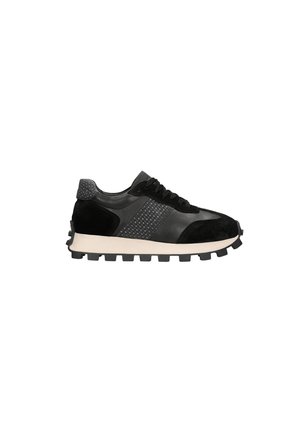 Czarny sneaker wykonany z gładkiej skóry i zamszu, z teksturowaną panelem, okrągłymi sznurowadłami oraz kontrastującą gumową podeszwą.