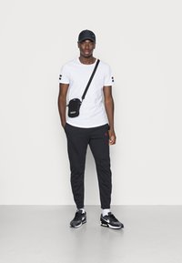 Jordan WARMUP PANT - Treningo apatinė dalis - black