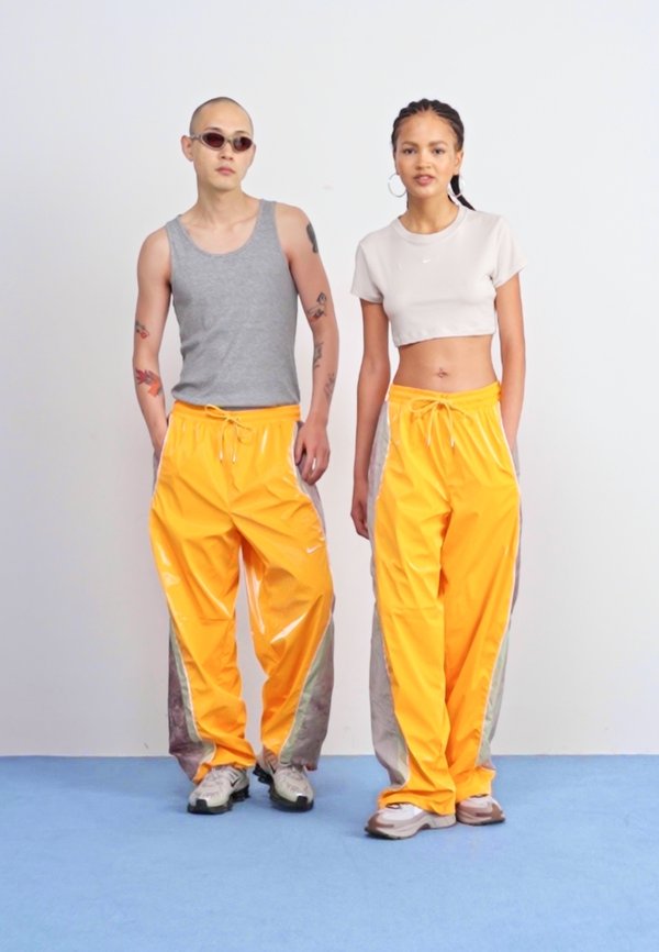 TRACK PANT UNISEX - Tracksuit bottoms3