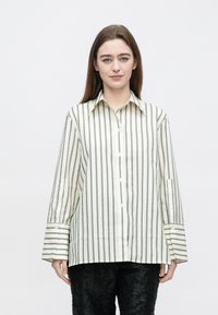 DAY Birger et Mikkelsen MYLO DELICATE STRIPES - Blusa com botões - pistachio