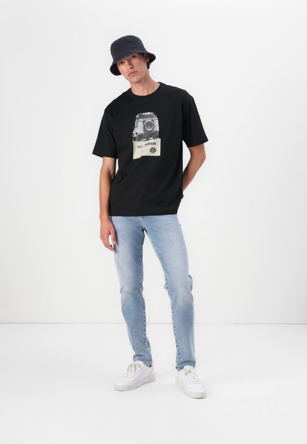 ONYX - Jeans Tapered Fit4