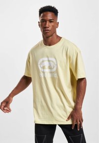 Unselected, softyellow