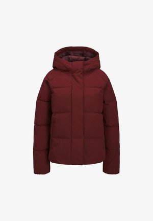 Giacca a vento bordeaux con cappuccio, caratterizzata da un design trapuntato, chiusura frontale e una texture liscia. Leggera e isolante.