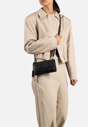 Burkely SOFT SKYLAR - Schoudertas - black