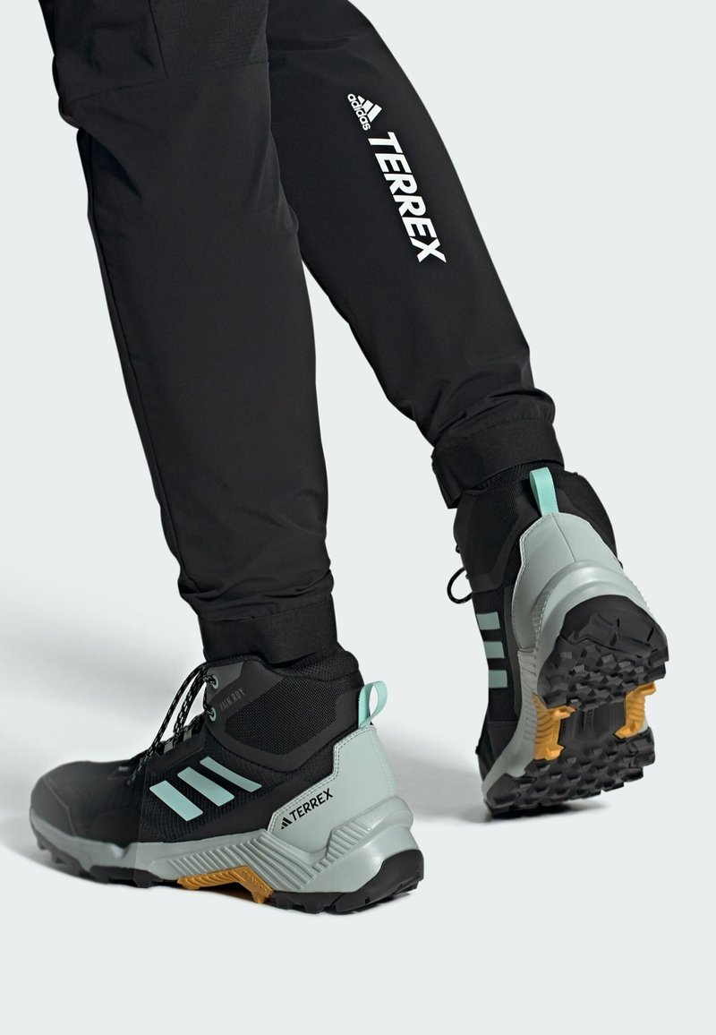 adidas Performance EASTRAIL 2.0 MID RAIN.RDY HIKING czarny
