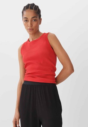 someday. SLIM FIT RIB - Top - vibrant red