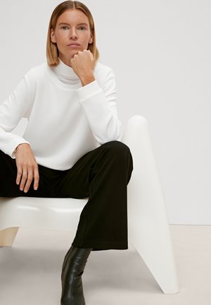 AUS MODALMIX - Sweatshirt - weiß