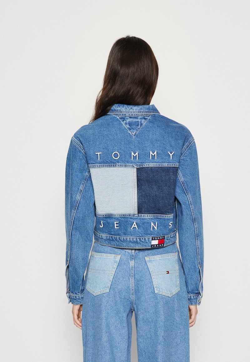 Tommy Jeans CLAIRE JACKET FLAG Denim jacket denim medium/blue denim