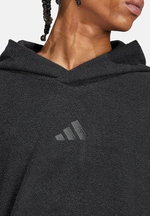 adidas Performance, ADIDAS PERFORMANCE HOODY FUSSBALL - TEXTILIEN - SWEATSHIRTS - Hættetrøje - schwarz