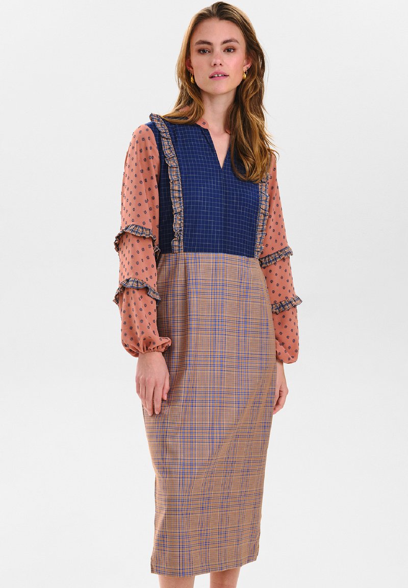 Nümph NUGERDA Day dress tuscany/light pink Zalando.de