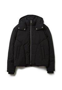 Giubbotto nero imbottito con cappuccio, chiusura con zip e bottoni a pressione. Presenta due tasche laterali e una texture trapuntata per l'isolamento.