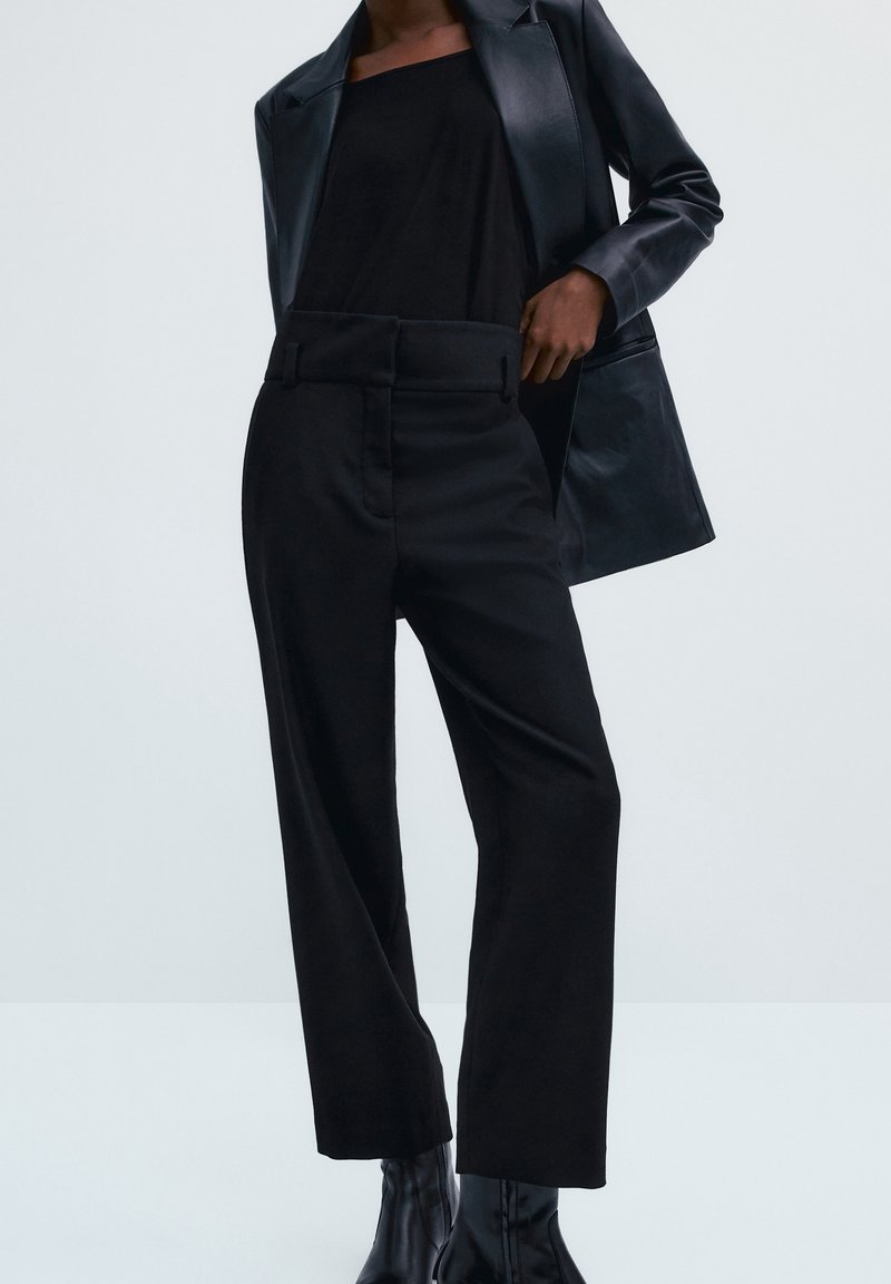 Massimo Dutti Pantalon classique - black