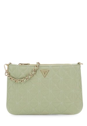 Petit sac à main matelassé vert clair avec bandoulière chaîne dorée, fermeture éclair et plaque triangulaire du logo Guess au centre avant.
