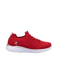 Chaussure de sport rouge en mesh respirant avec surface texturée, design à lacets, et semelle blanche avec un accent argenté.