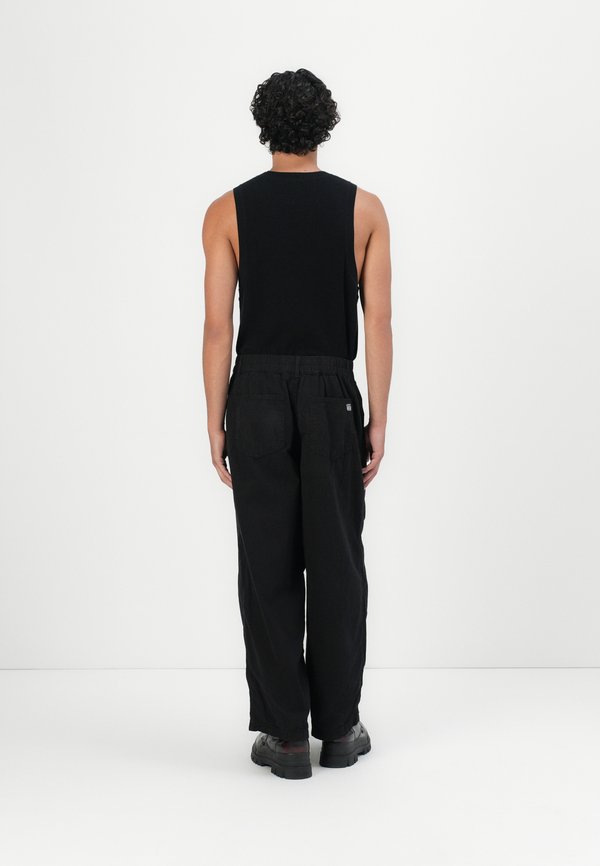 BALLOON PANT - Trousers4