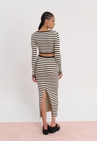 Even&Odd SET - Maxirok - black/off-white