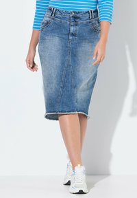 LAURASØN POCKET - Jeanskjol - blue denim