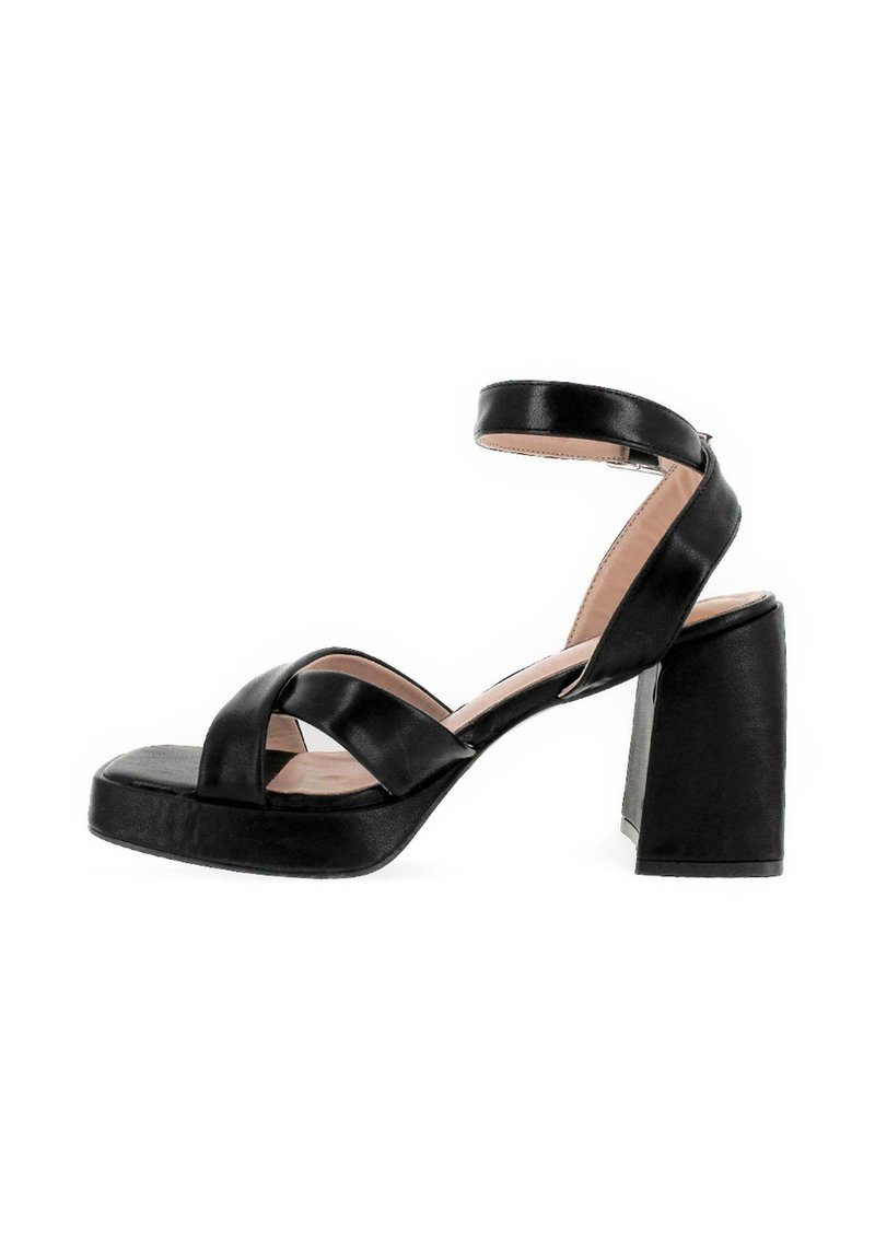 Blogger Sandalias con plataforma - black