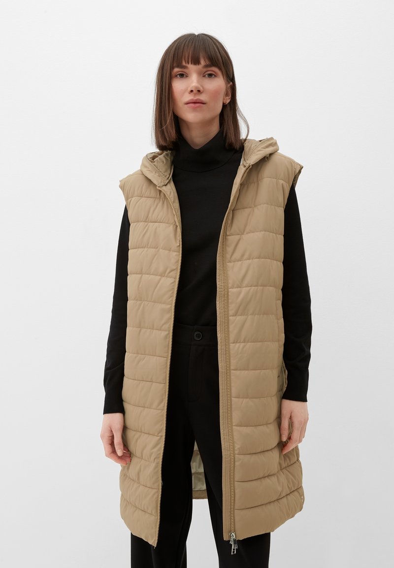 s.Oliver LANGE MET CAPUCHON - Weste - sandfarben