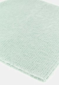 Guess FUZZY - Kootud müts - verde acqua