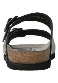 Zwarte sandalen met twee verstelbare banden, kurken voetbed en een gestructureerde rubberen zool. Gladde leren bovenkant met een minimalistisch ontwerp.