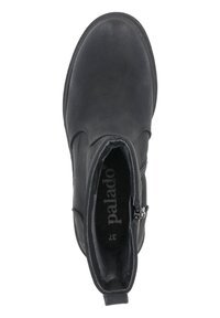 Svart läderankleboot med rund tå, sidodragkedja, elastiska sidopaneler och en texturerad yta. Interiören har mjukt svart foder.