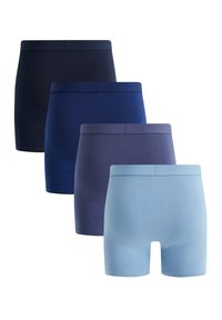 Quatre paires de boxeurs dans diverses nuances de bleu, y compris bleu marine foncé, bleu moyen et bleu clair. Fabriqués en tissu doux avec des tailles élastiques.