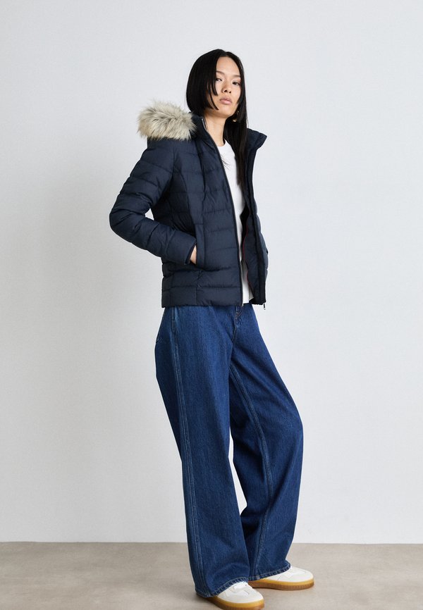BASIC HOODED - Down jacket4