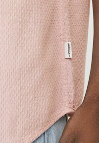 Jack & Jones RELAXED FIT   - Srajca - pink nectar
