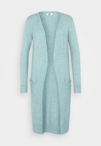 Jasnoniebieski długi kardigan z miękkiej, teksturowanej tkaniny. Posiada otwarty przód, długie rękawy i dwie przednie kieszenie.