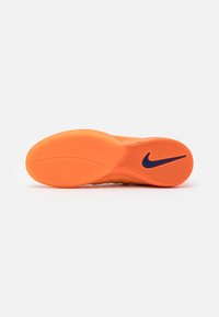 Nike Performance LUNAR GATO - Dvoranske nogometne kopačke - bright mandarin