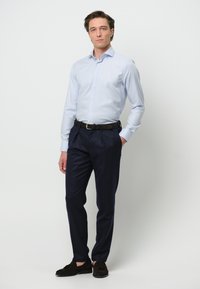 PROFUOMO Zakelijk overhemd - light blue