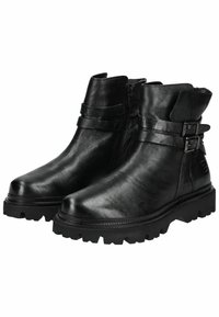 Botines de cuero negro con una textura lisa, que presentan dos correas ajustables con hebillas, un cierre lateral y una suela de goma robusta.