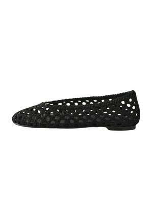 Black flat shoe with woven, open lattice design and a rounded toe, shown from the side on a white background.