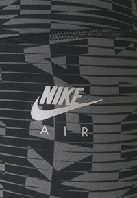 Nike Performance Leggings - black