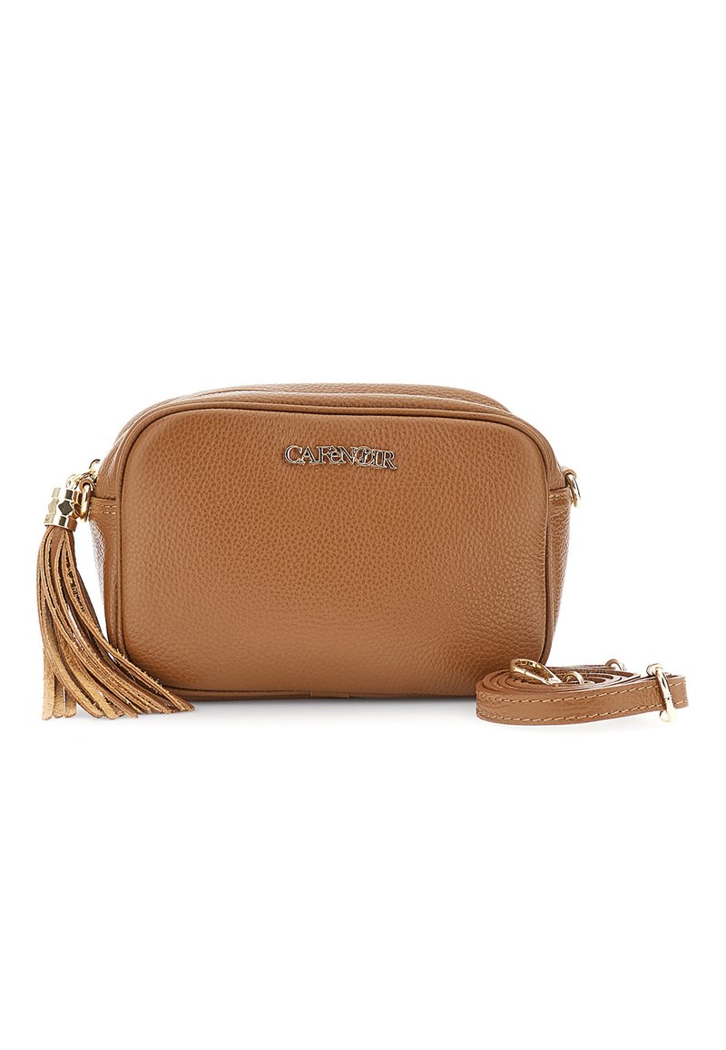 Borsa a tracolla in pelle marrone con finitura testurizzata, logo dorato e dettaglio con frangia. Include una tracolla regolabile per un utilizzo versatile.