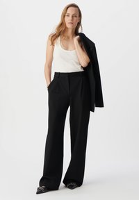 IKKS Pantalones - black