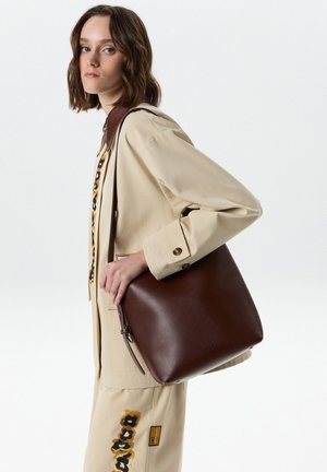 Twist, Handtasche - brown