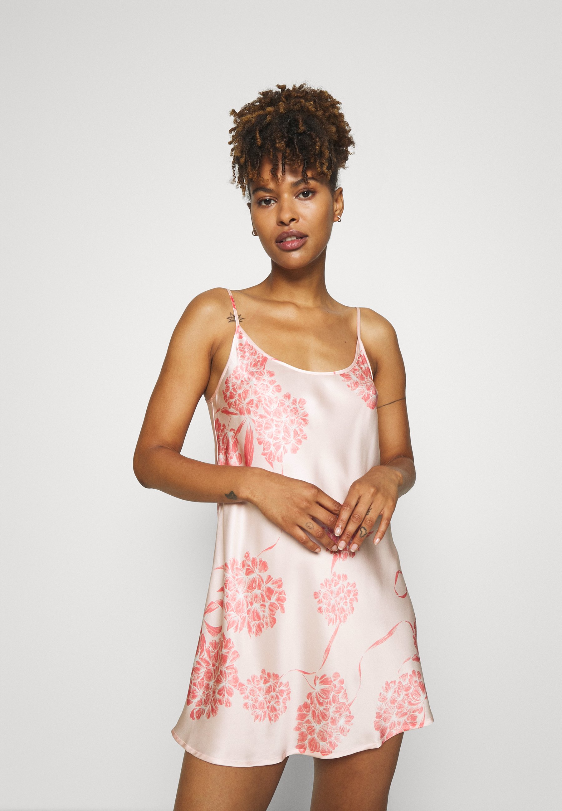 la perla camicia notte