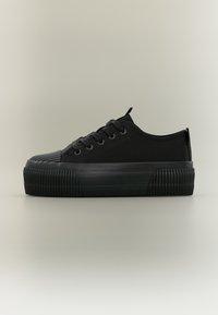 Ausgewählt, black