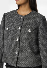 Pieces PCNUA JACKET - Jas - dark grey