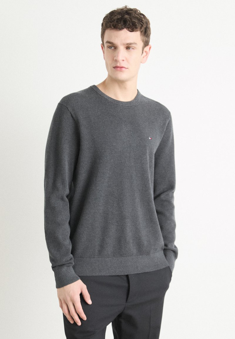 Tommy Hilfiger ESSENTIAL STRUCTURE CREW NECK - Pulóver - dark grey heather