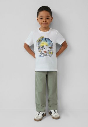 - T-shirt z nadrukiem