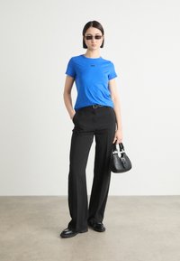 BOSS EVENTSA - Basic póló - bright blue