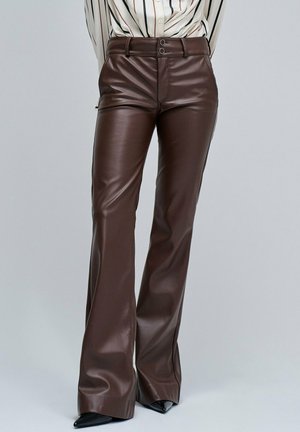 REGULAR - Pantalones - braun