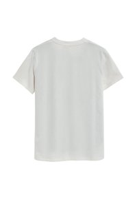 Camiseta de algodón blanca de manga corta con un cuello redondo y una textura suave, que presenta costuras mínimas y ningún detalle prominente.