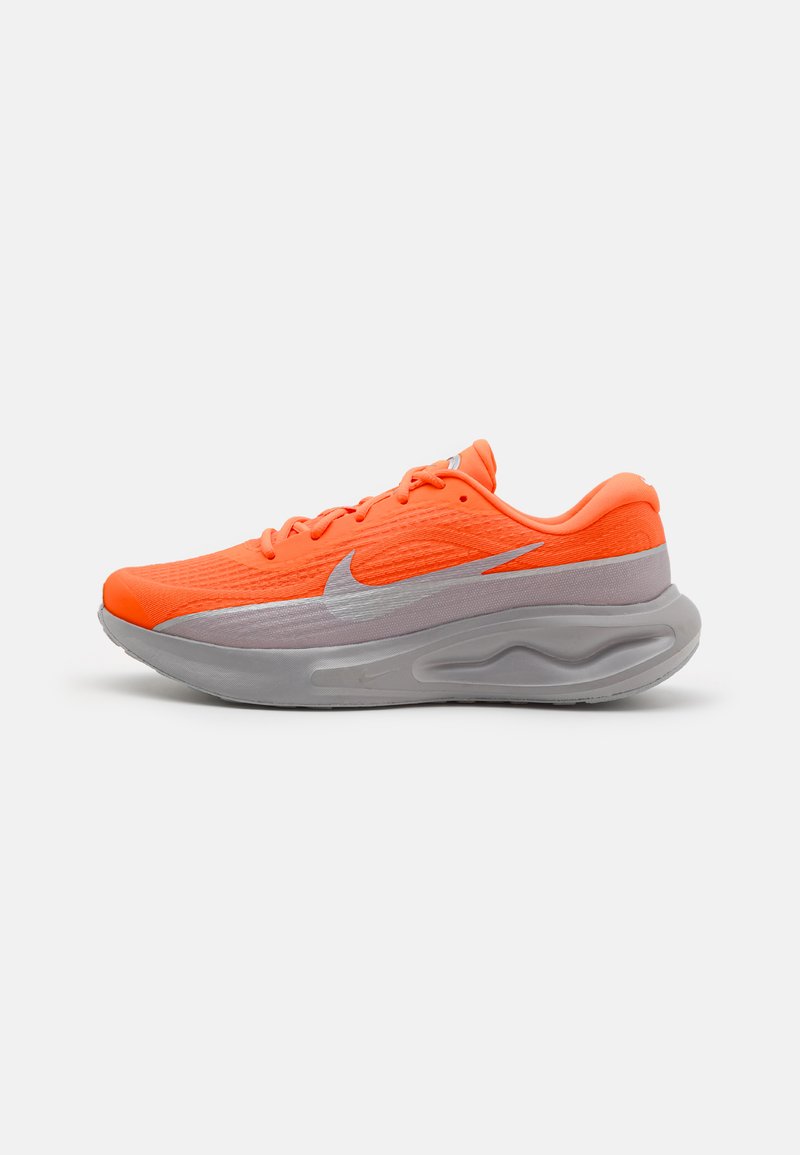 Nike Performance JOURNEY RUN PRM - Chaussures de running sur route ...