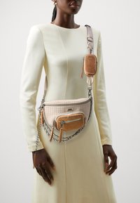 Steve Madden BDOUBLES - Ručna torba - beige