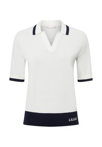 Polo a maglia bianca con dettagli blu navy, caratterizzato da un colletto a V, maniche corte e dettagli di brand sul fondo. Texture liscia.