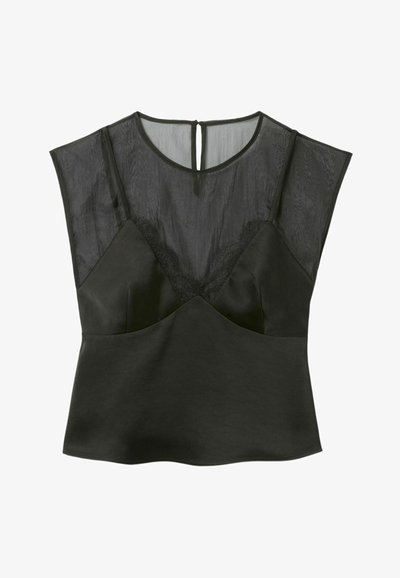 Top nero senza maniche con scollatura trasparente e bordi in pizzo su un corpetto aderente, dotato di chiusura con bottone a goccia sul retro.